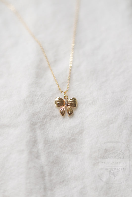 Bow Necklace