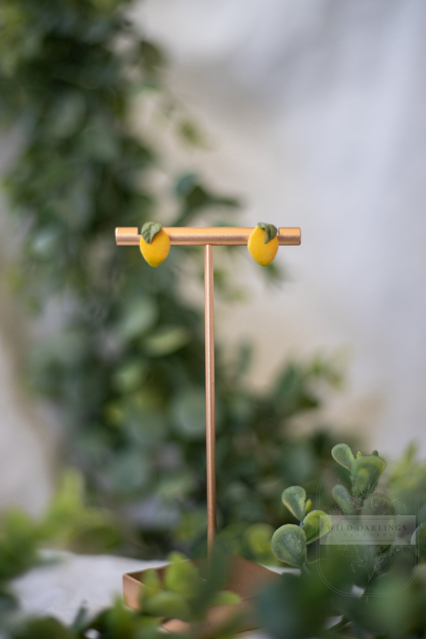 Lemon Studs
